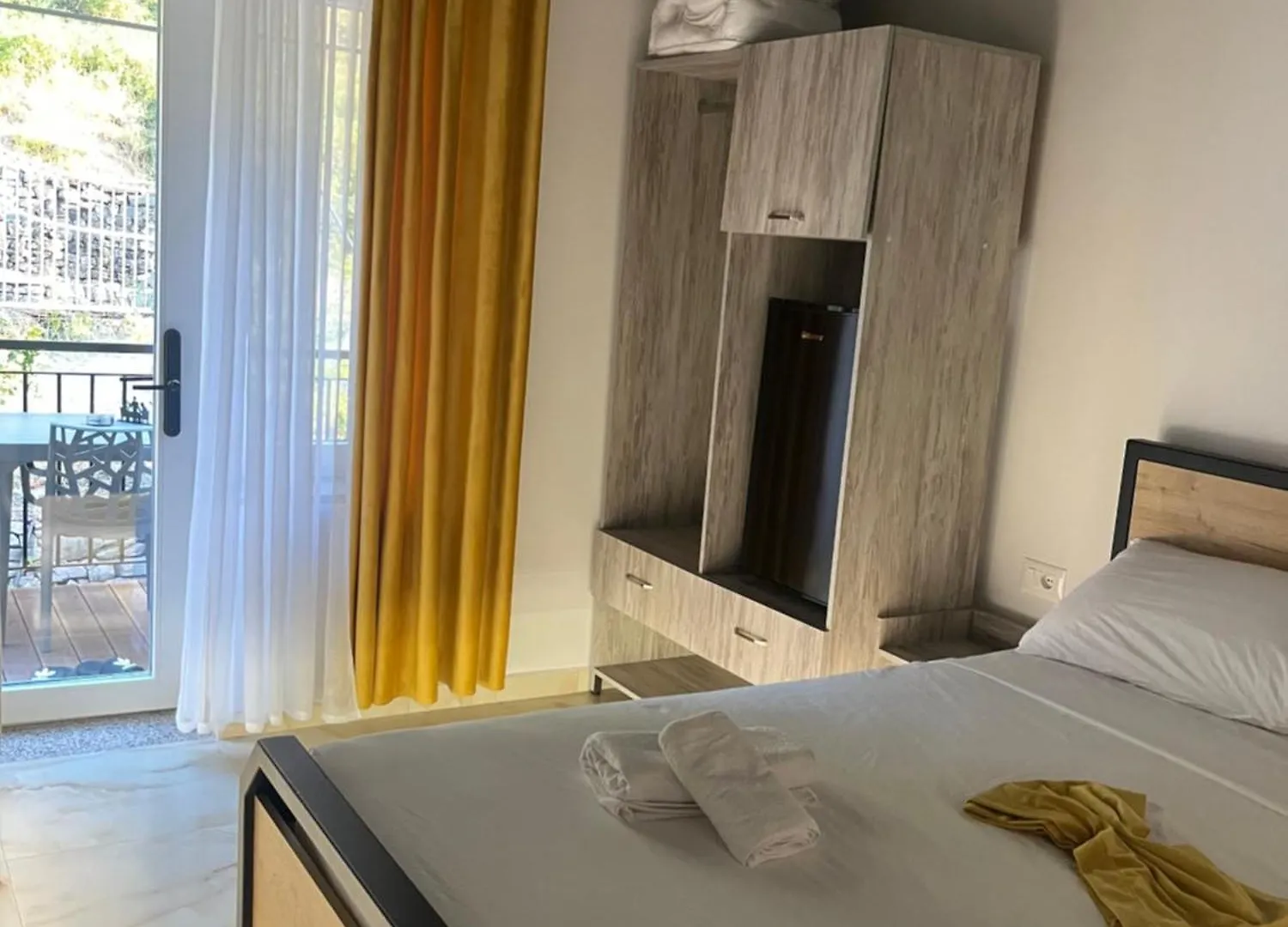 Hotel Davids Koman 0*,  Albanie