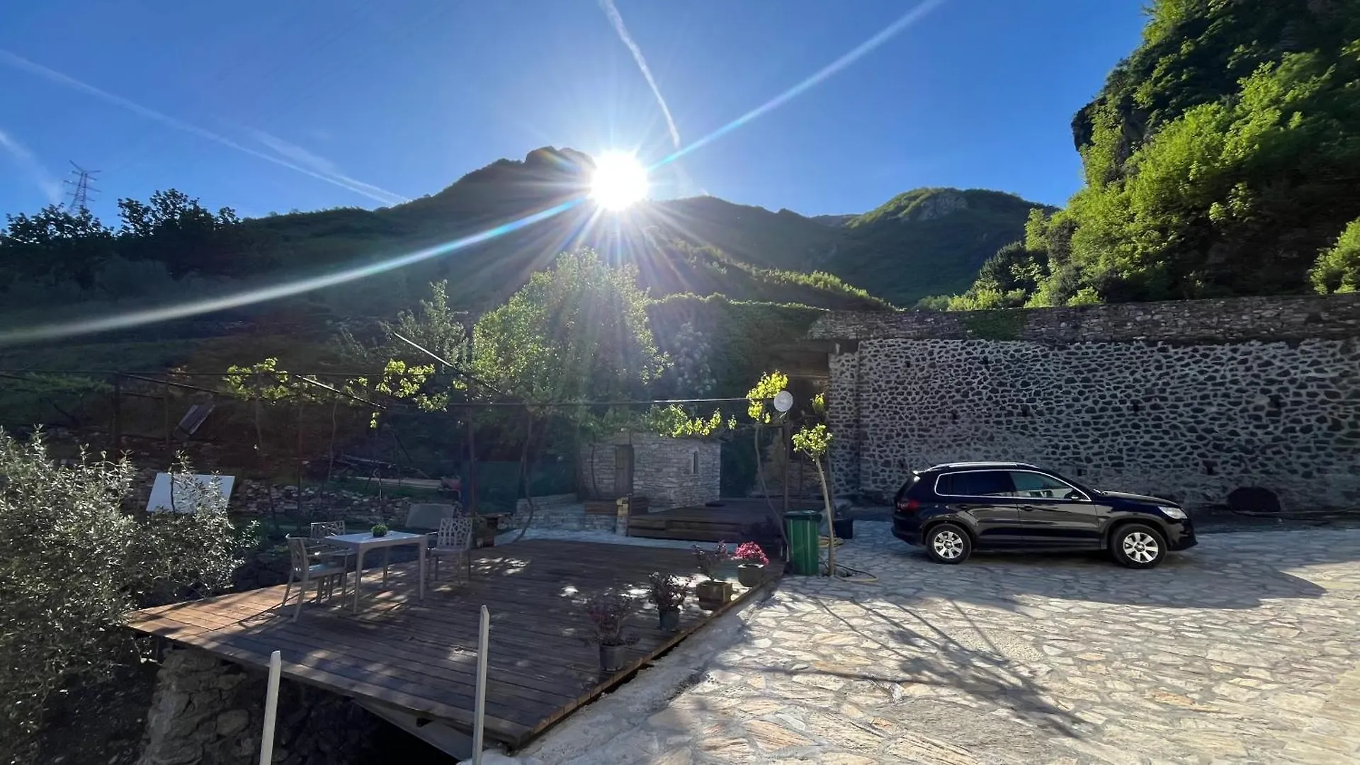 Hotel Davids Koman Albanie